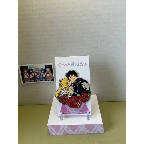Sailor Moon Pin Anime Cosmic Skies Pins Princess Serenity & Prince Endymion Kiss - Picture 1 of 9